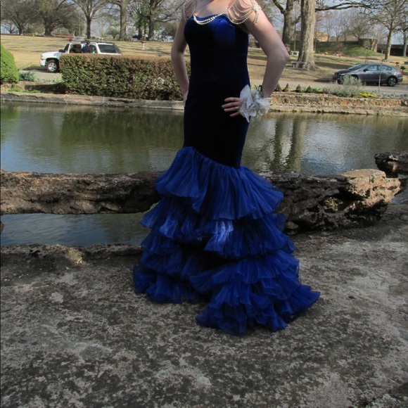 custom formal gown 💙 - Picture 3 of 8